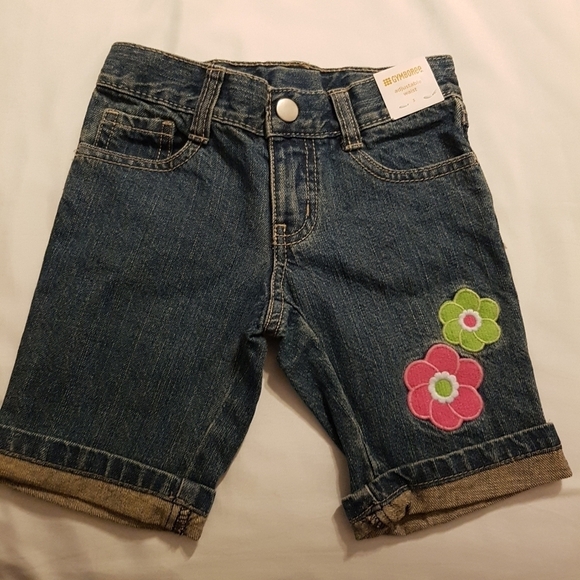 Gymboree girls size 3 3T jean shorts flowers embroidered, New - Picture 1 of 4